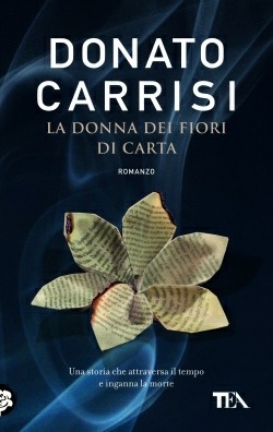 Copertina di La donna dei fiori di carta